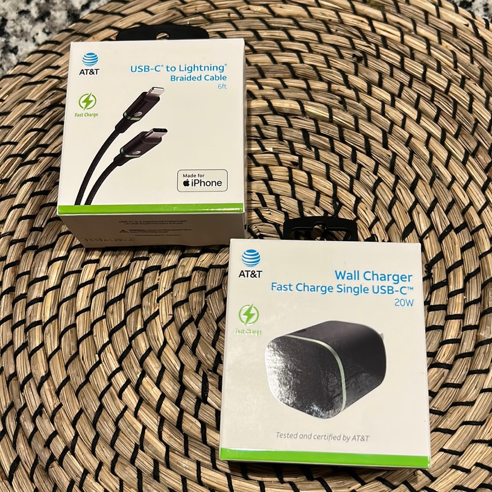 iPhone 14 charger